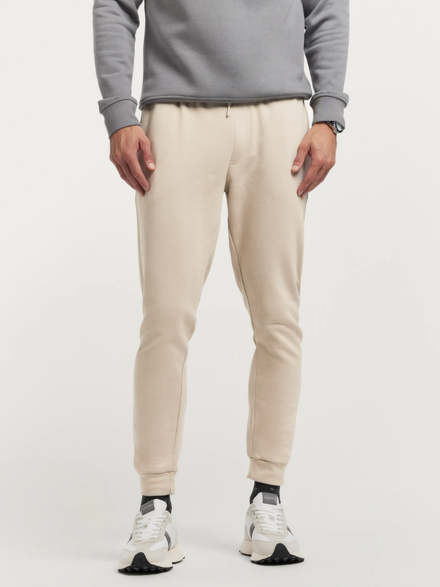 JOGGER BASIC <Alvaro Moreno Flash Sale