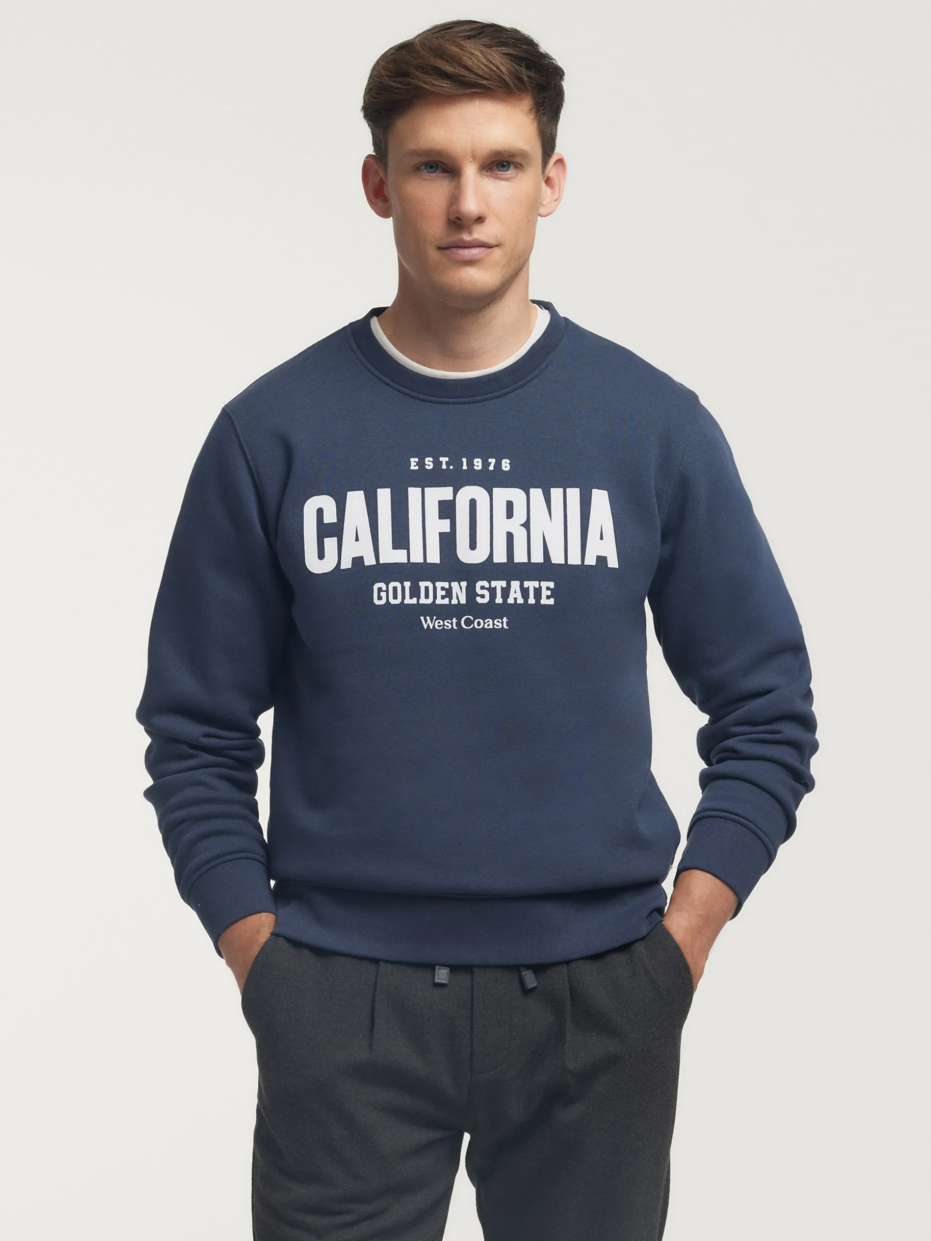 SUDADERA CALIFORNIA <Alvaro Moreno Fashion