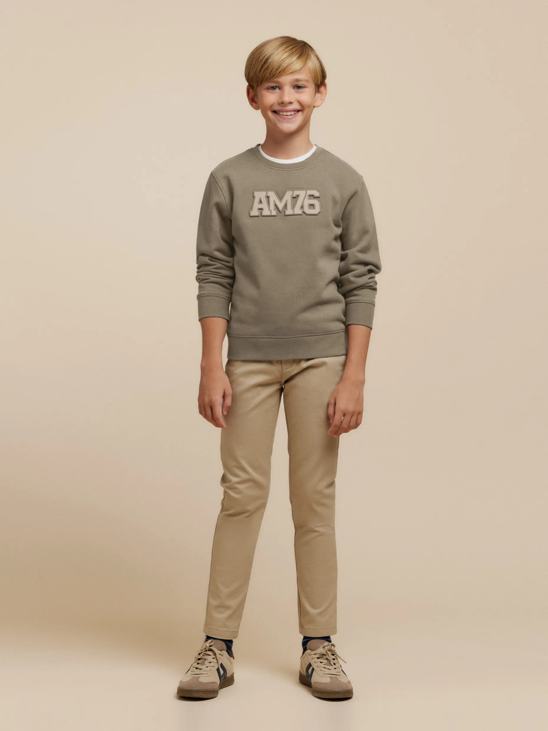 SUDADERA OFFICIAL KIDS <Alvaro Moreno Flash Sale